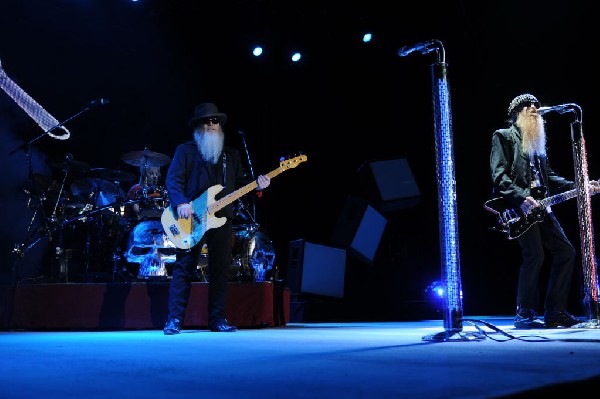 ZZ Top at The Backyard, Austin Texas (Bee Caves) 04/25/10