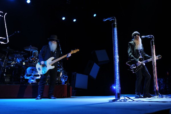 ZZ Top at The Backyard, Austin Texas (Bee Caves) 04/25/10