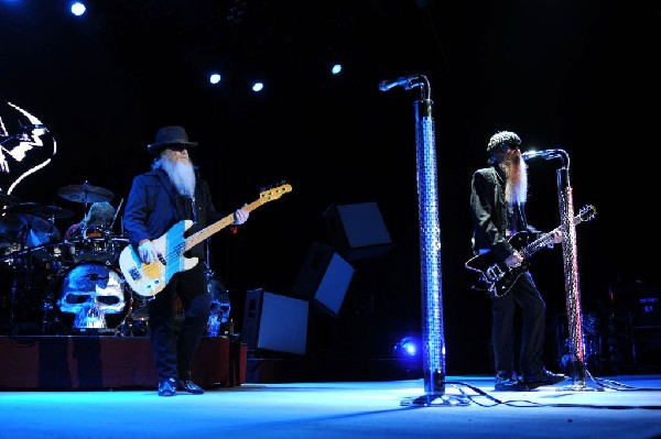 ZZ Top at The Backyard, Austin Texas (Bee Caves) 04/25/10