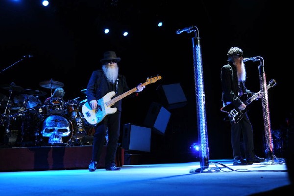 ZZ Top at The Backyard, Austin Texas (Bee Caves) 04/25/10