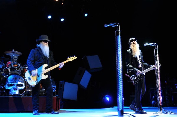 ZZ Top at The Backyard, Austin Texas (Bee Caves) 04/25/10