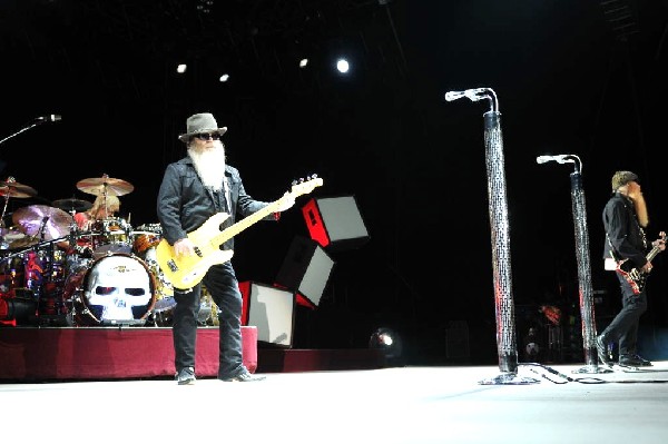 ZZ Top at The Backyard, Austin Texas (Bee Caves) 04/25/10