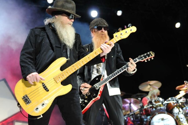 ZZ Top at The Backyard, Austin Texas (Bee Caves) 04/25/10