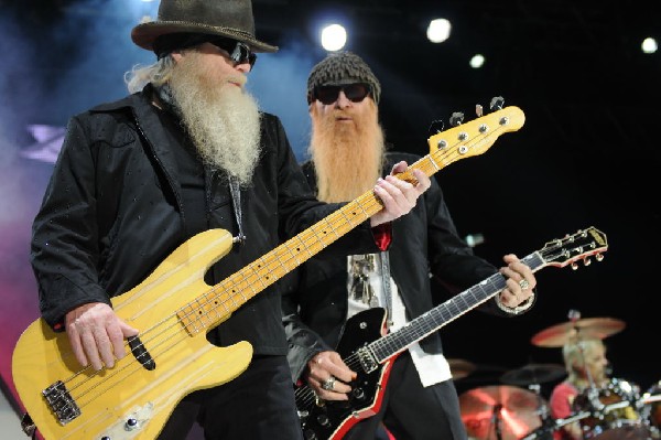 ZZ Top at The Backyard, Austin Texas (Bee Caves) 04/25/10