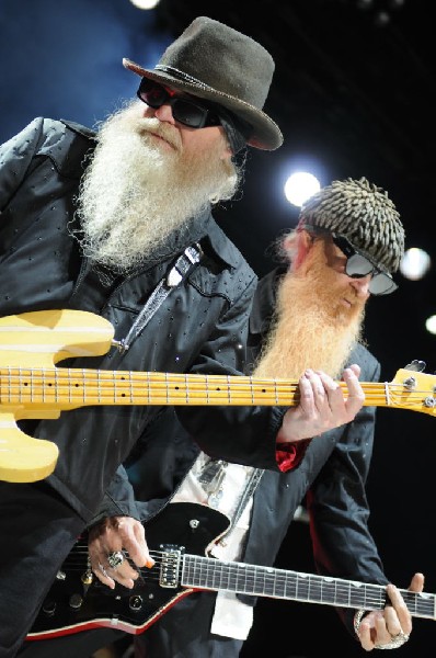 ZZ Top at The Backyard, Austin Texas (Bee Caves) 04/25/10
