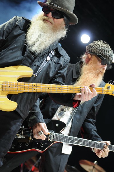 ZZ Top at The Backyard, Austin Texas (Bee Caves) 04/25/10