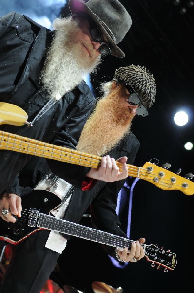 ZZ Top at The Backyard, Austin Texas (Bee Caves) 04/25/10