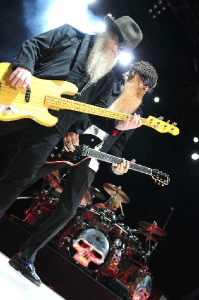 ZZ Top at The Backyard, Austin Texas (Bee Caves) 04/25/10