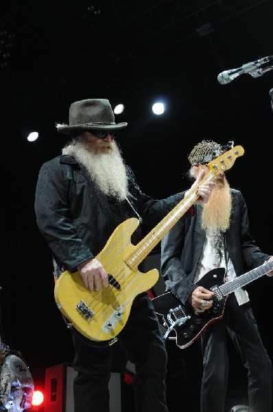 ZZ Top at The Backyard, Austin Texas (Bee Caves) 04/25/10