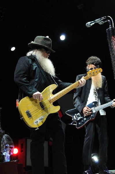 ZZ Top at The Backyard, Austin Texas (Bee Caves) 04/25/10