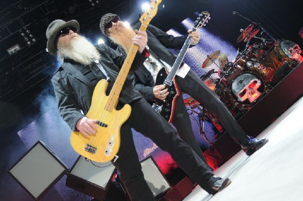 ZZ Top at The Backyard, Austin Texas (Bee Caves) 04/25/10