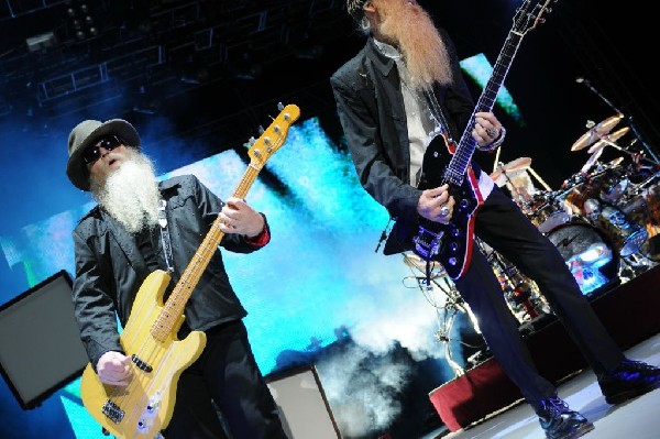 ZZ Top at The Backyard, Austin Texas (Bee Caves) 04/25/10