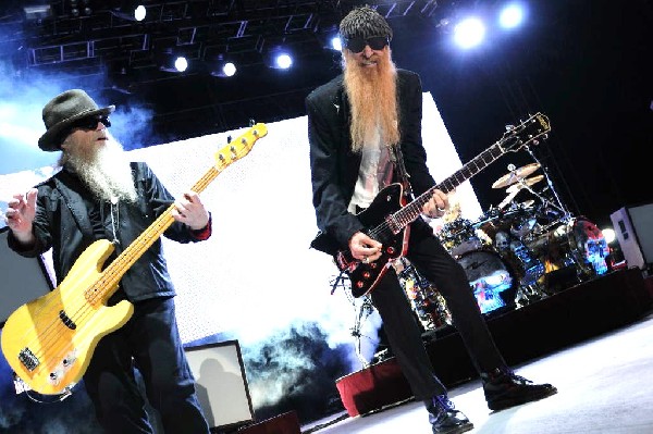 ZZ Top at The Backyard, Austin Texas (Bee Caves) 04/25/10