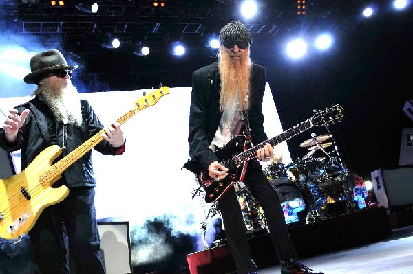 ZZ Top at The Backyard, Austin Texas (Bee Caves) 04/25/10