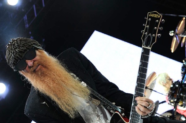 ZZ Top at The Backyard, Austin Texas (Bee Caves) 04/25/10