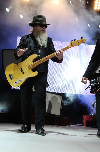 ZZ Top at The Backyard, Austin Texas (Bee Caves) 04/25/10
