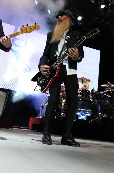 ZZ Top at The Backyard, Austin Texas (Bee Caves) 04/25/10