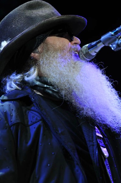 ZZ Top at The Backyard, Austin Texas (Bee Caves) 04/25/10