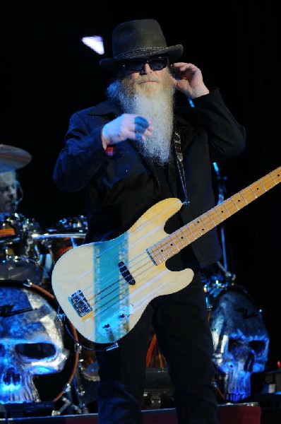 ZZ Top at The Backyard, Austin Texas (Bee Caves) 04/25/10