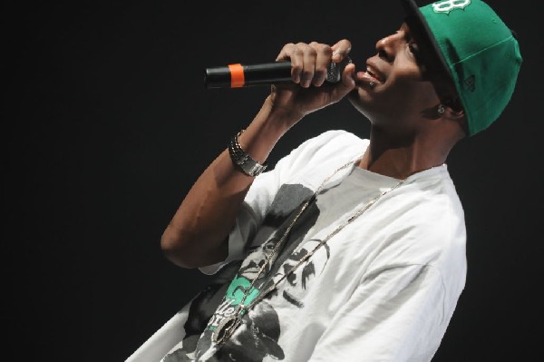 Zeale at the Hi-Ro Music Festival at the Austin Music Hall