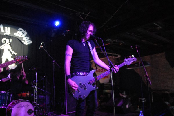 The Zico Chain soundcheck at the Dirty Dog in Austin, Texas