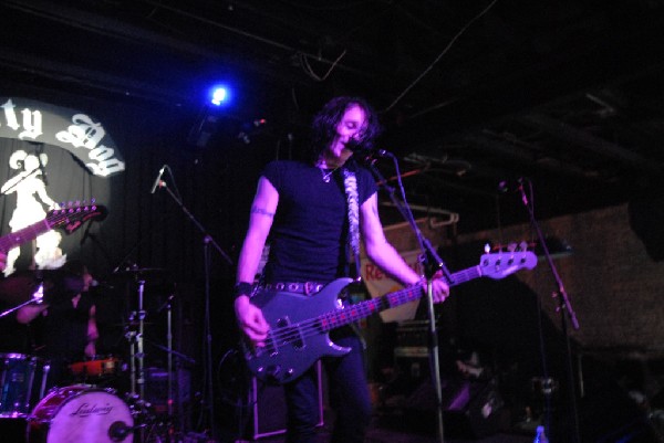 The Zico Chain soundcheck at the Dirty Dog in Austin, Texas