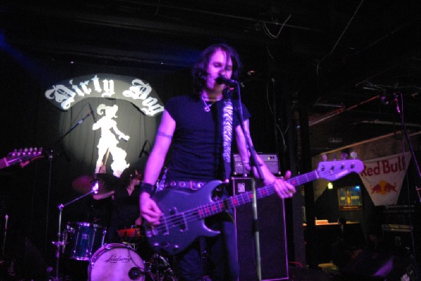 The Zico Chain soundcheck at the Dirty Dog in Austin, Texas
