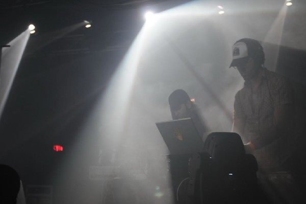 Beats Antique at La Zona Rosa