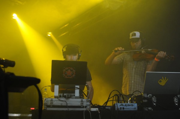 Beats Antique at La Zona Rosa