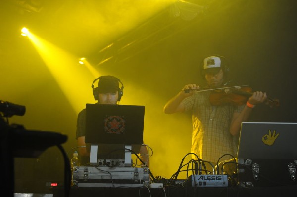 Beats Antique at La Zona Rosa