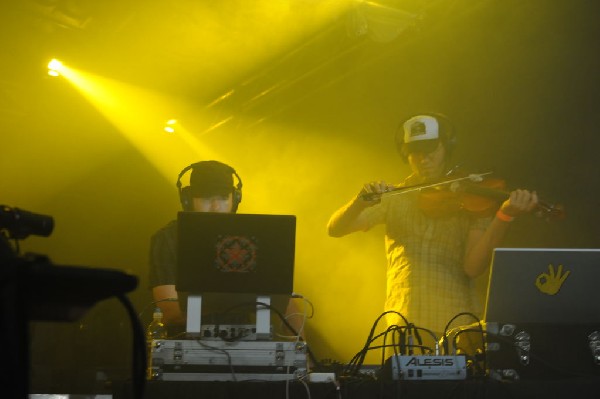 Beats Antique at La Zona Rosa