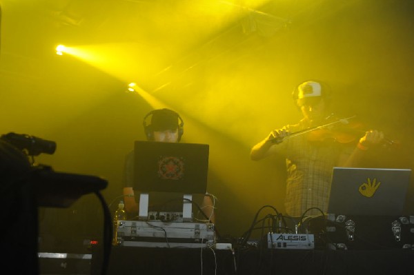 Beats Antique at La Zona Rosa