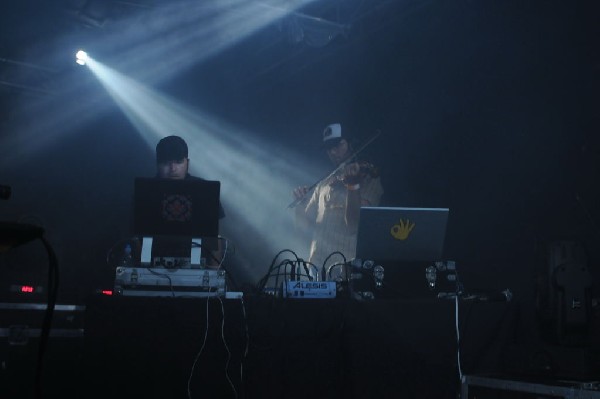 Beats Antique at La Zona Rosa