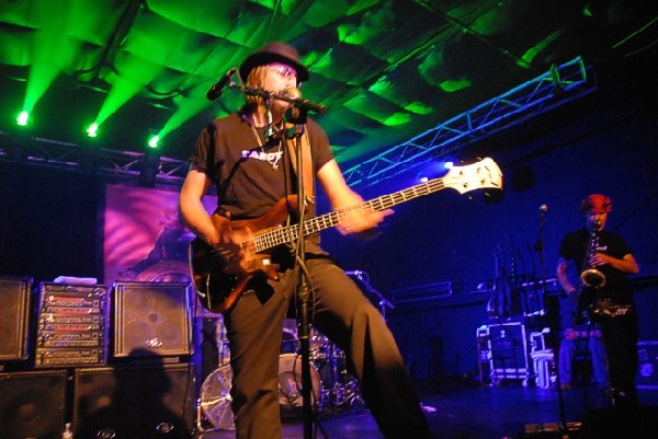 Les Claypool at La Zona Rosa