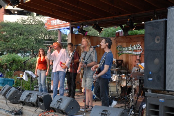 Dukes of Simpleton at Threadgills