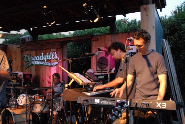 Dukes of Simpleton at Threadgills