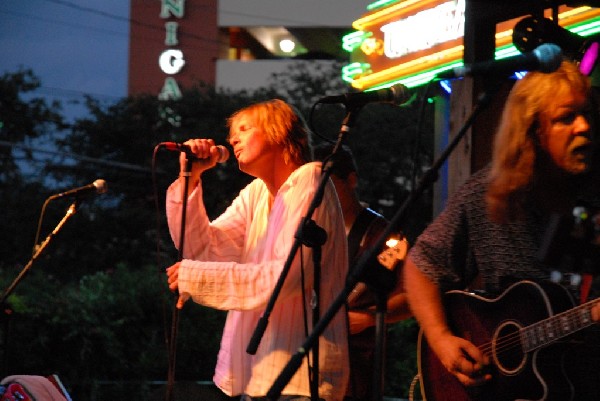 Dukes of Simpleton at Threadgills