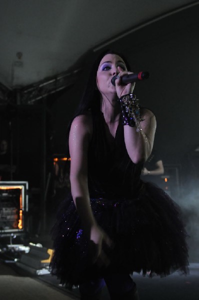 Evanescence at Stubb's BarBQ, Austin, Texas 04/17/12