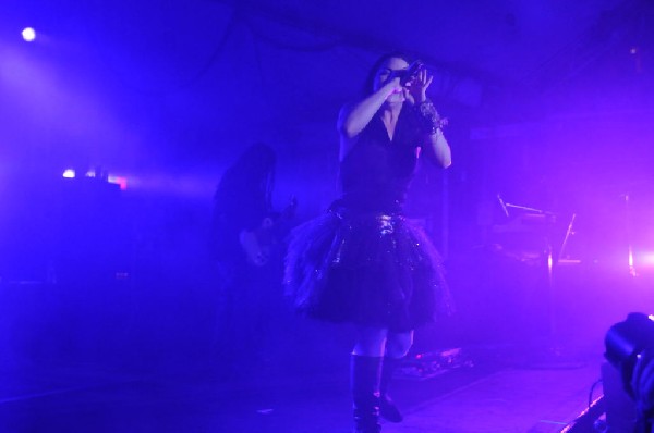 Evanescence at Stubb's BarBQ, Austin, Texas 04/17/12