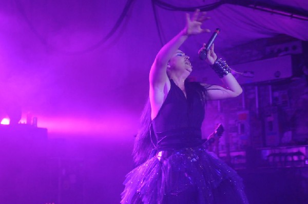 Evanescence at Stubb's BarBQ, Austin, Texas 04/17/12