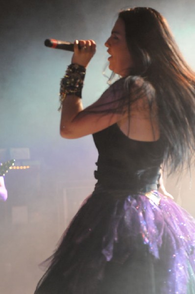 Evanescence at Stubb's BarBQ, Austin, Texas 04/17/12