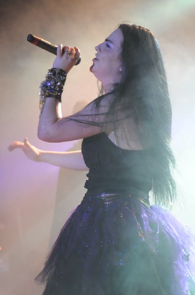 Evanescence at Stubb's BarBQ, Austin, Texas 04/17/12