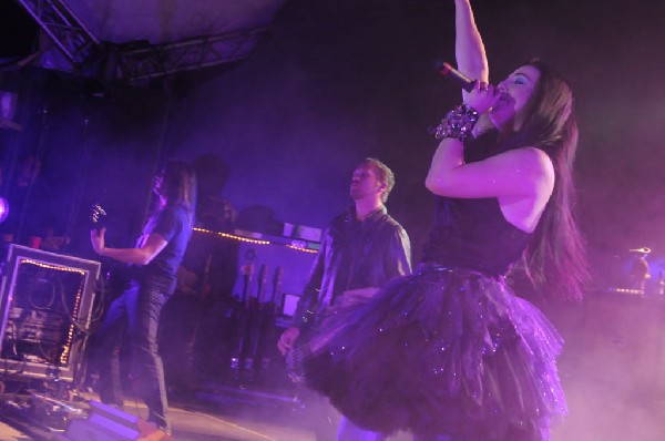 Evanescence at Stubb's BarBQ, Austin, Texas 04/17/12