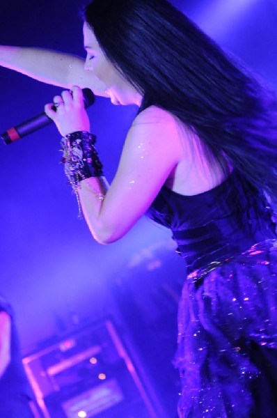 Evanescence at Stubb's BarBQ, Austin, Texas 04/17/12 - photo by Jeff Barrin