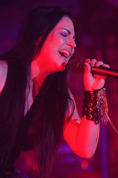 Evanescence at Stubb's BarBQ, Austin, Texas 04/17/12 - photo by Jeff Barrin