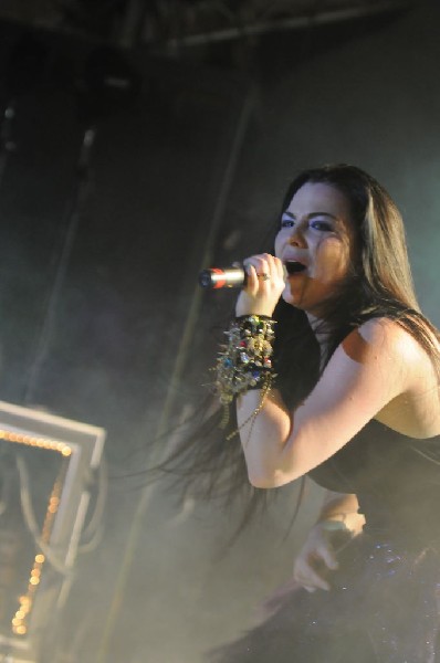 Evanescence at Stubb's BarBQ, Austin, Texas 04/17/12 - photo by Jeff Barrin