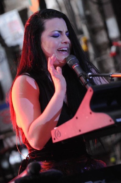 Evanescence at Stubb's BarBQ, Austin, Texas 04/17/12 - photo by Jeff Barrin