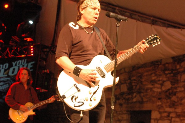George Thorogood and The Destroyers at Stubb's Bar-B-Q in Austin, Texas