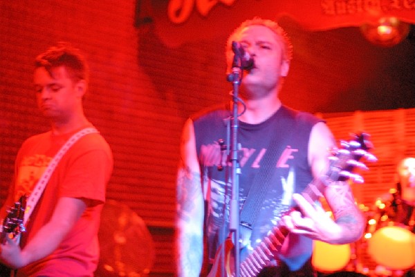 Knocked Out Stiffs at Red Eyed Fly, Austin