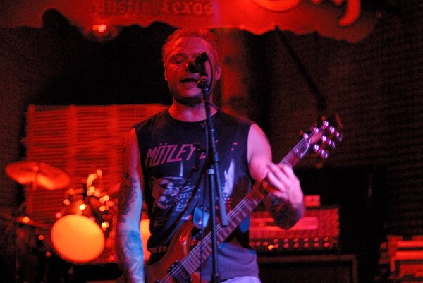 Knocked Out Stiffs at Red Eyed Fly, Austin